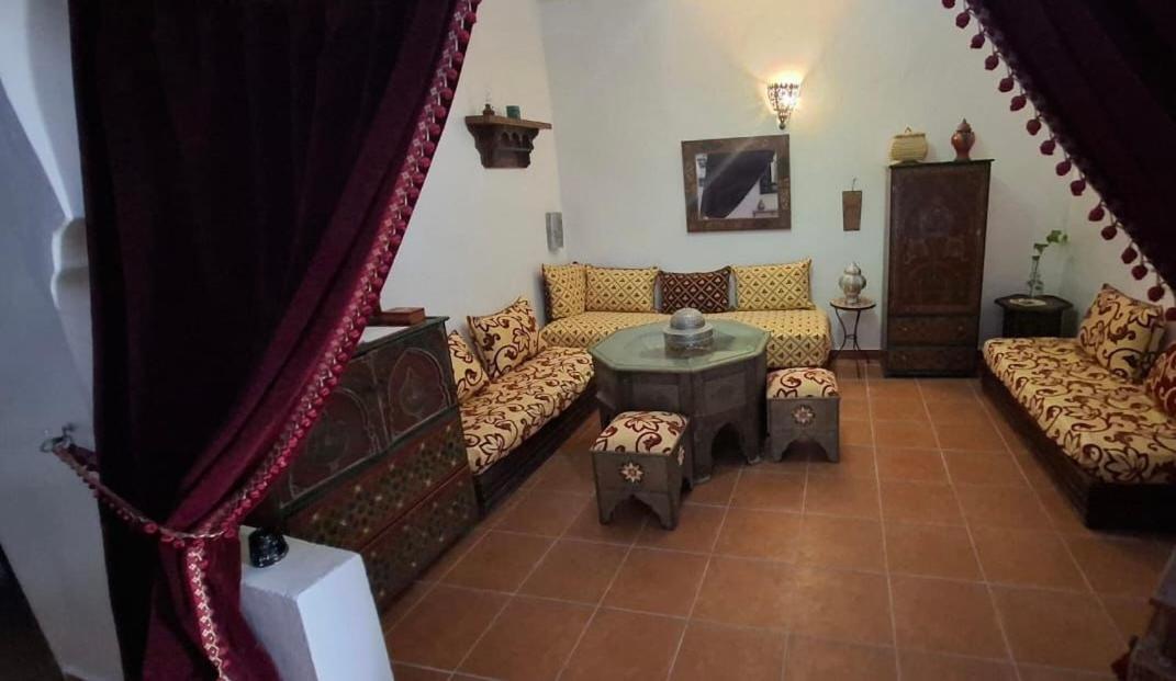 Hathor ,Casa Marroqui Con Dos Terrazas En La Medina Antigua , Ideal Parejas!! Wifi!! Asilah Exterior foto